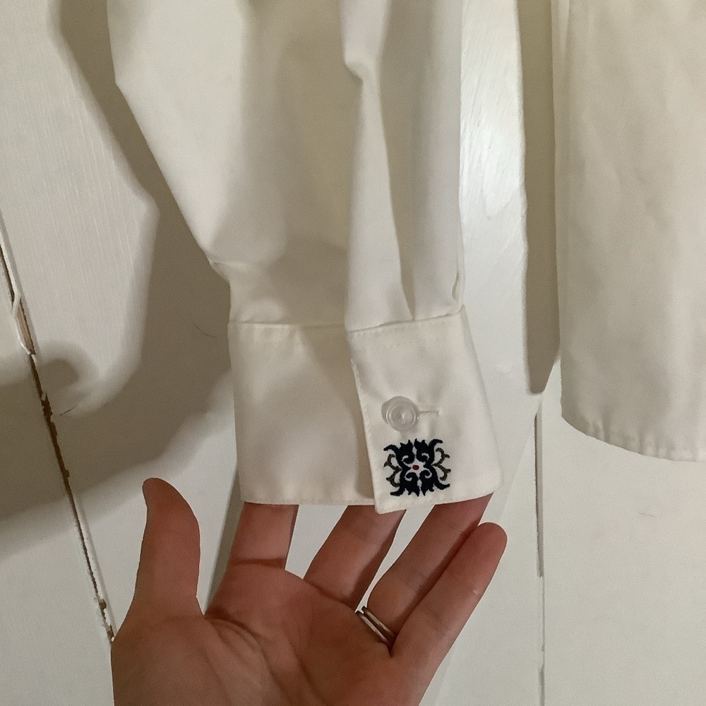 Pendleton White Embroidered Collar Button Down - image 3